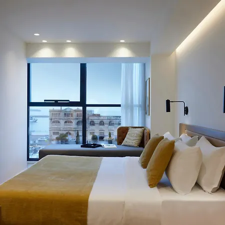Noa Hotel